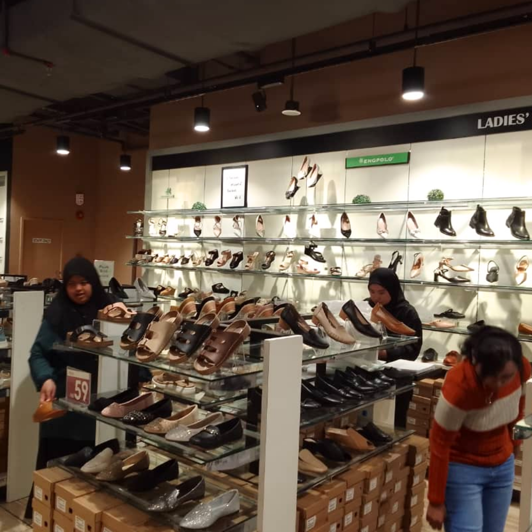 AEON TAMAN MALURI LADIES