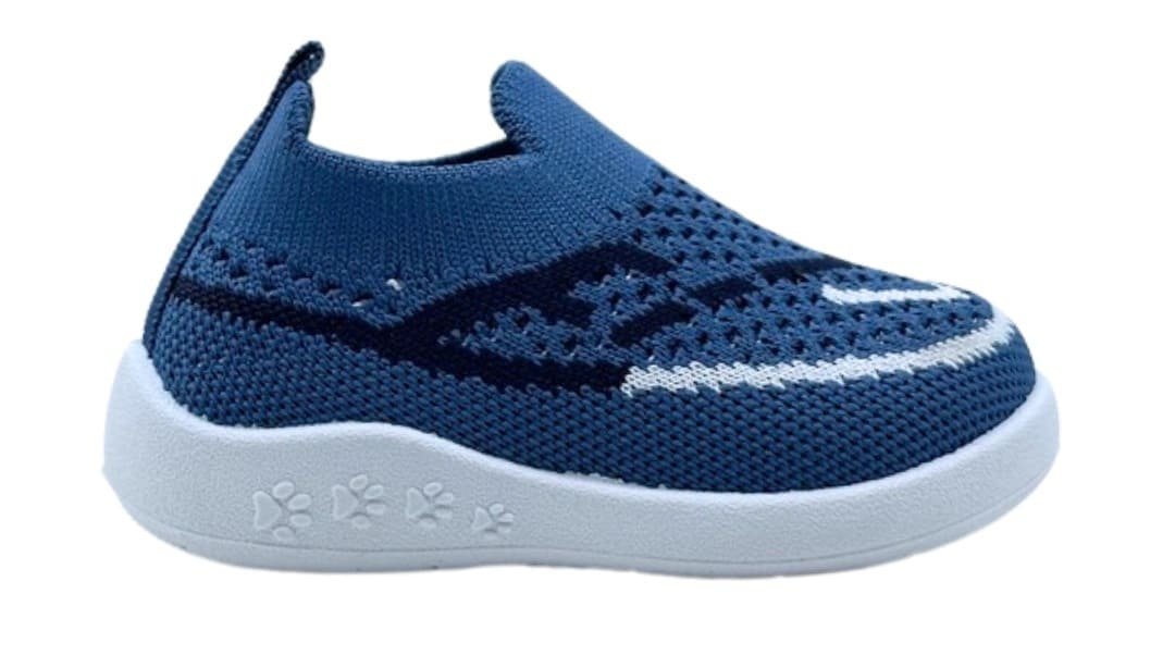 Boys sneakers